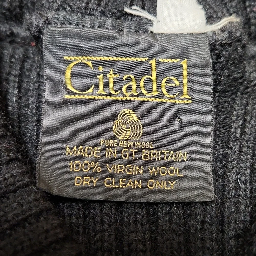 Unisex Black Sweater - Picture 2 of 7